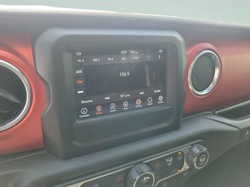 Used 2020 Jeep Wrangler Unlimited Rubicon AWD/4WD image 14