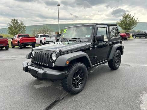 Used 2015 Jeep Wrangler Sport AWD/4WD image 3