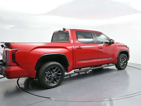 Used 2024 Toyota Tundra Platinum AWD/4WD image 7
