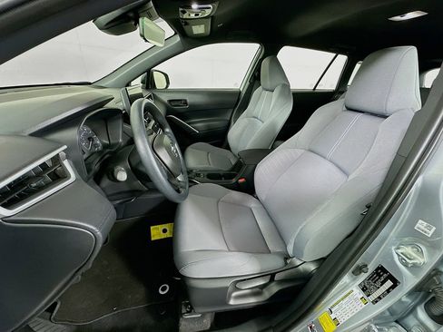 Used 2024 Toyota Corolla Cross AWD Hybrid image 21