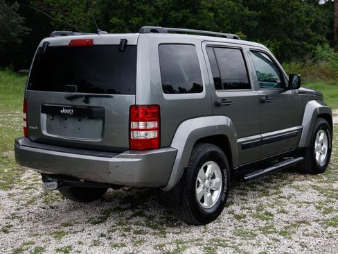 Used 2012 Jeep Liberty Sport w/ Popular Equipment Group AWD/4WD image 11