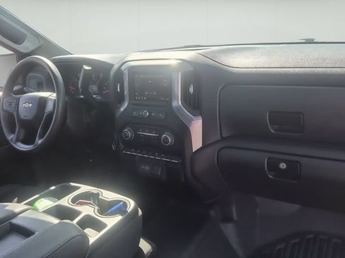 Used 2025 Chevrolet Silverado 1500 W/T RWD image 14