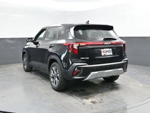 Used 2024 Kia Seltos LX AWD/4WD image 12