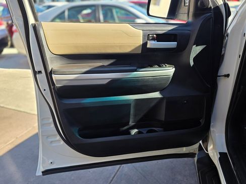 Used 2016 Toyota Tundra Limited image 28