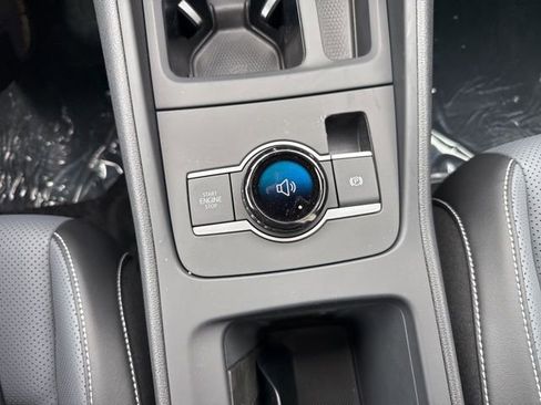 New 2026 Volkswagen Tiguan SE R-Line AWD/4WD image 17