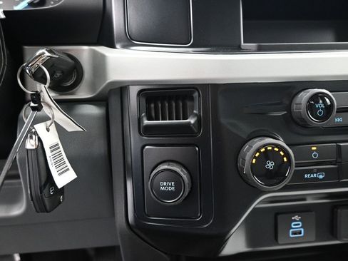 New 2026 Ford F450 XL w/ XL Chrome Package image 14