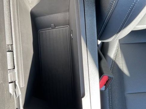 New 2026 Chevrolet Equinox EV LT image 21