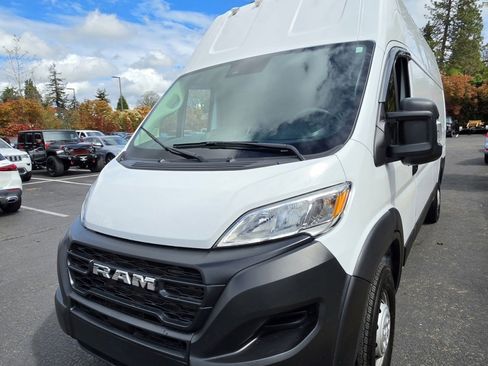 Used 2023 RAM ProMaster 3500 FWD image 6