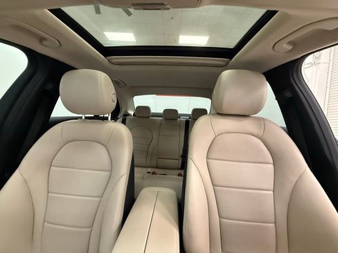 Used 2021 Mercedes-Benz C 300 Sedan image 15