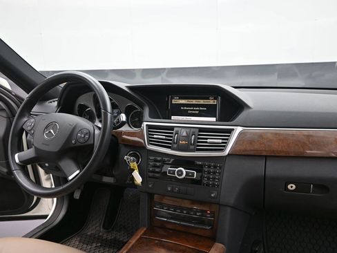 Used 2012 Mercedes-Benz E 350 BlueTEC Sedan image 14