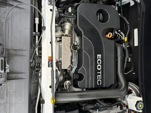 Used 2020 GMC Terrain SLE w/ Elevation Edition FWD image 31