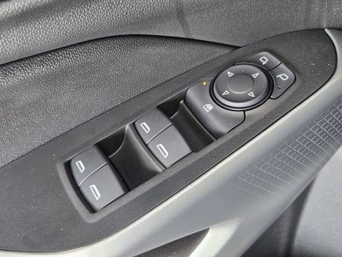 New 2026 Chevrolet Trax RS w/ Driver Confidence Package FWD image 24