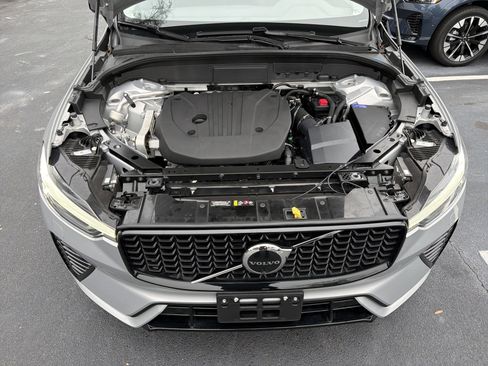 Certified 2025 Volvo XC60 B5 Plus w/ Climate Package image 36