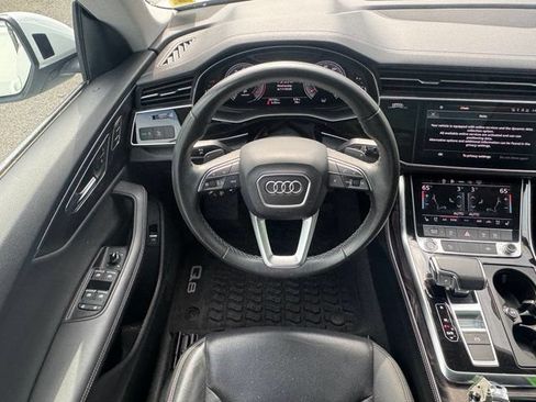 Certified 2023 Audi Q8 Premium Plus w/ Premium Plus Package AWD/4WD image 15