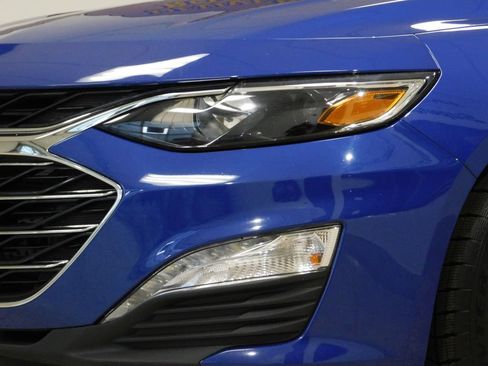 Used 2023 Chevrolet Malibu LT FWD image 13
