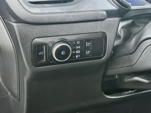 Used 2025 Ford Escape ST-Line Select AWD/4WD image 17