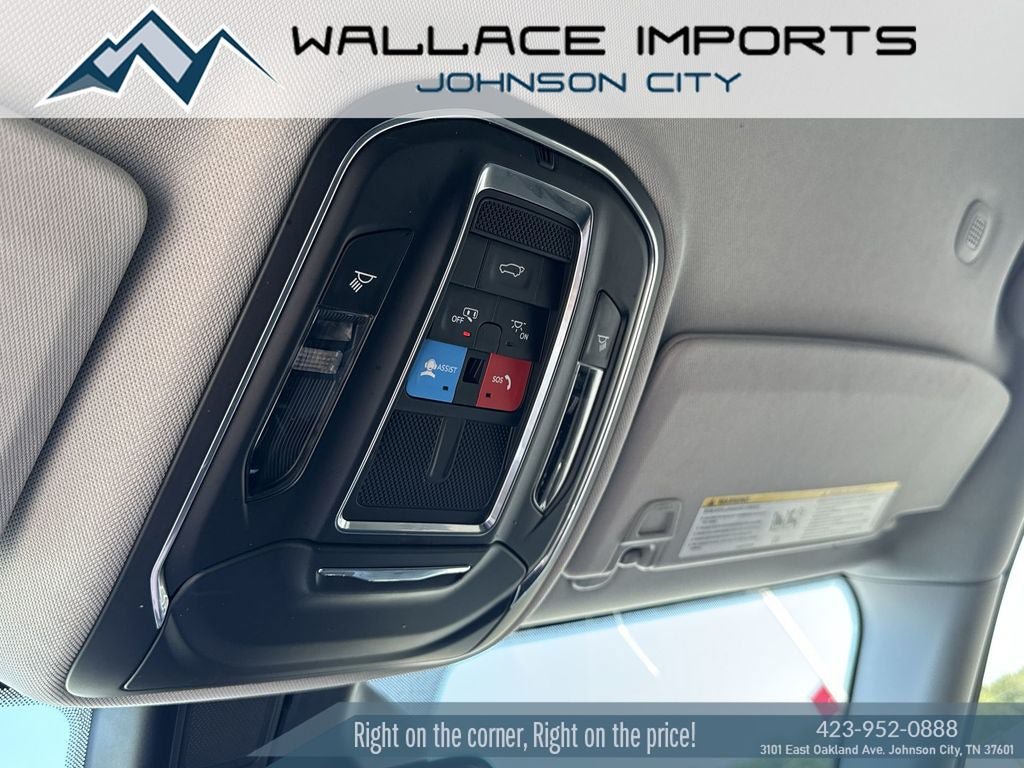 Used 2023 Jeep Grand Cherokee Limited AWD/4WD image 15