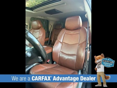 Used 2015 Cadillac Escalade Luxury AWD/4WD image 53