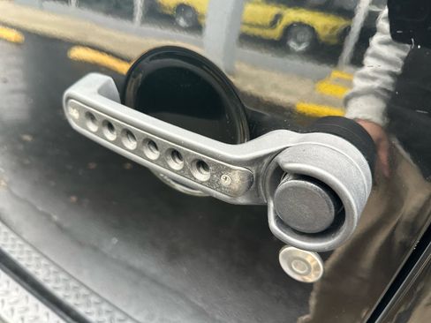 Used 2018 Jeep Wrangler Unlimited Sport S image 13