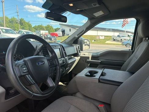 Used 2019 Ford F150 XLT w/ Equipment Group 302A Luxury AWD/4WD image 9