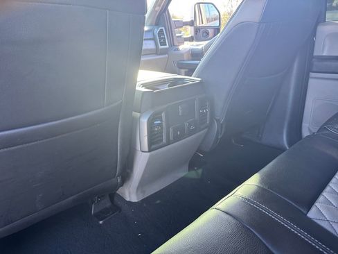 Used 2019 Ford F250 XLT w/ XLT Premium Package image 22