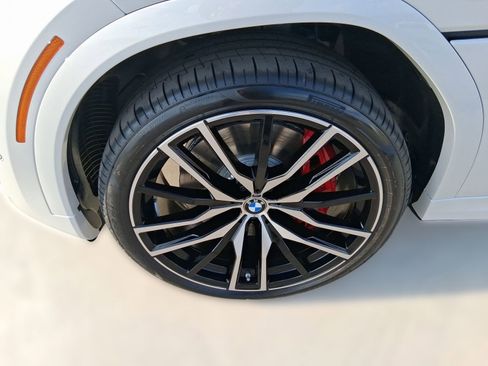 New 2026 BMW X6 M60i image 12