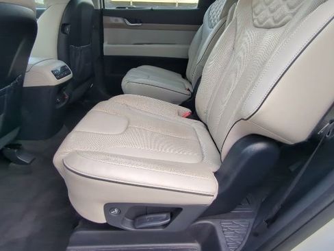 Used 2021 Hyundai Palisade Limited image 22