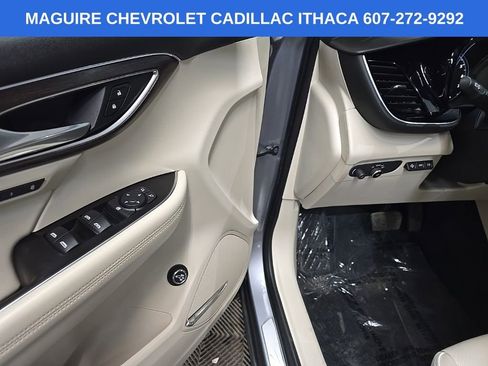 Used 2021 Buick Envision Avenir w/ Technology Package II FWD image 29