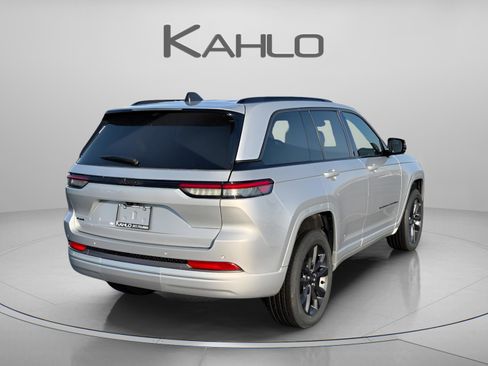 New 2026 Jeep Grand Cherokee Limited Reserve image 4