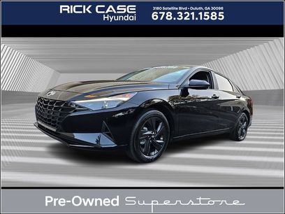 Used 2022 Hyundai Elantra SEL w/ Preferred Accessory Package