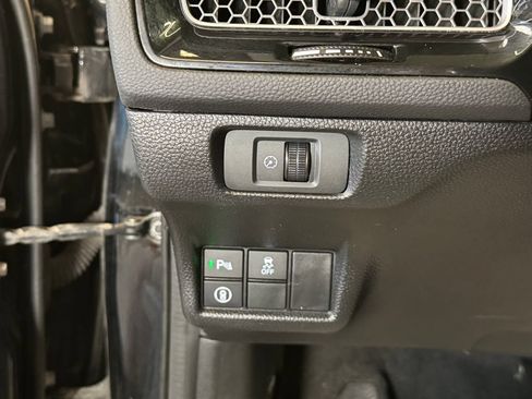 Used 2022 Honda Civic Touring image 18