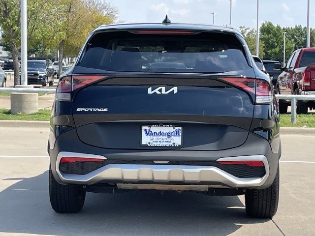 Used 2023 Kia Sportage EX FWD image 5