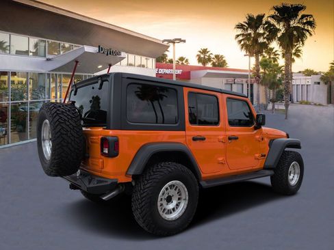 Used 2025 Jeep Wrangler Sport image 3