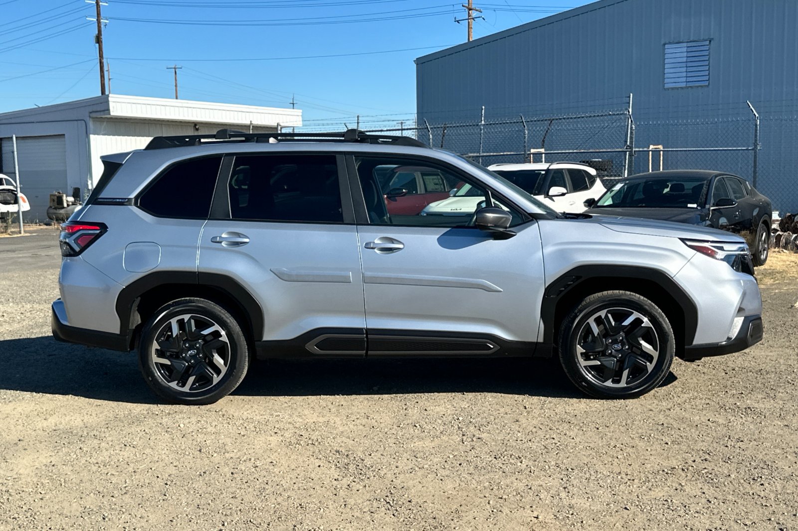 Used 2025 Subaru Forester Limited w/ Popular Package #2 AWD/4WD image 3