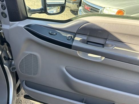 Used 2001 Ford F250 XLT RWD image 27