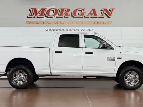 Used 2018 RAM 3500 Tradesman w/ Chrome Appearance Group AWD/4WD image 2