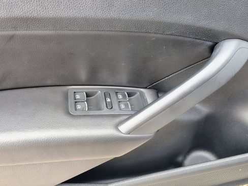 Used 2015 Volkswagen Passat TDI SEL Premium FWD image 19