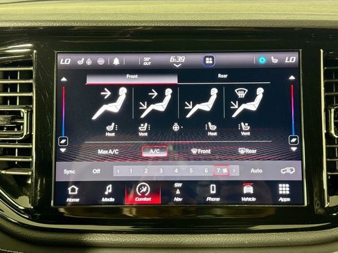 Used 2021 Dodge Durango SRT w/ Technology Group image 16