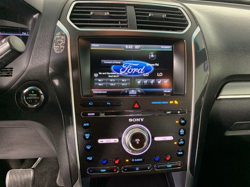 Used 2016 Ford Explorer Sport w/ Equipment Group 401A AWD/4WD image 26