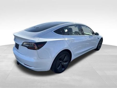 Used 2019 Tesla Model 3 Standard Range Plus image 9