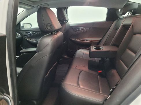 Used 2024 Chevrolet Malibu LT FWD image 18
