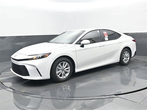 New 2026 Toyota Camry LE image 21