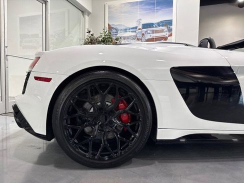 Used 2020 Audi R8 V10 w/ 20" Wheel Package image 83
