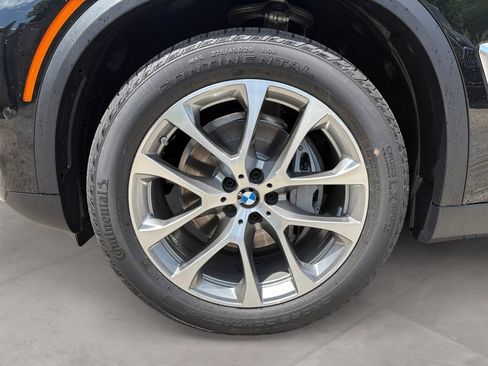 New 2026 BMW X5 xDrive40i w/ Climate Comfort Package AWD/4WD image 14