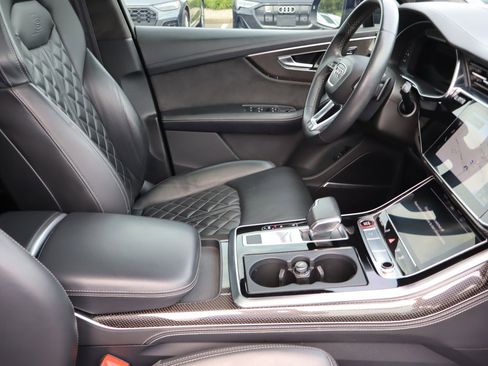 Used 2021 Audi SQ7 Prestige w/ Prestige Package AWD/4WD image 16