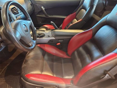 Used 2006 Chevrolet Corvette Z06 w/ Preferred Equipment Group image 7