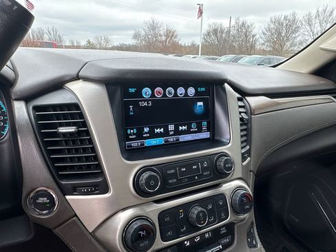 Used 2019 GMC Yukon Denali w/ Denali Ultimate Package image 26