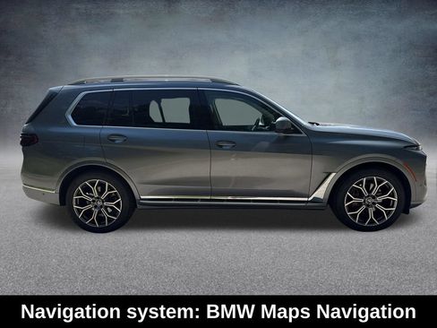 Used 2024 BMW X7 xDrive40i AWD/4WD image 8