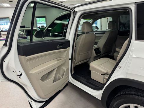 Used 2022 Volkswagen Atlas SE AWD/4WD image 20