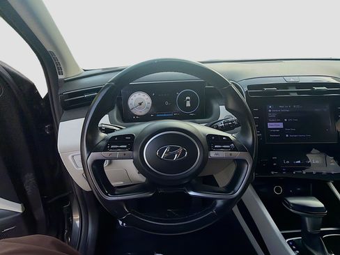 Used 2022 Hyundai Tucson SEL w/ Convenience + Premium Package FWD image 8